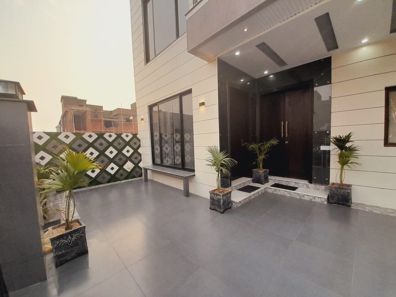 Property Media 10